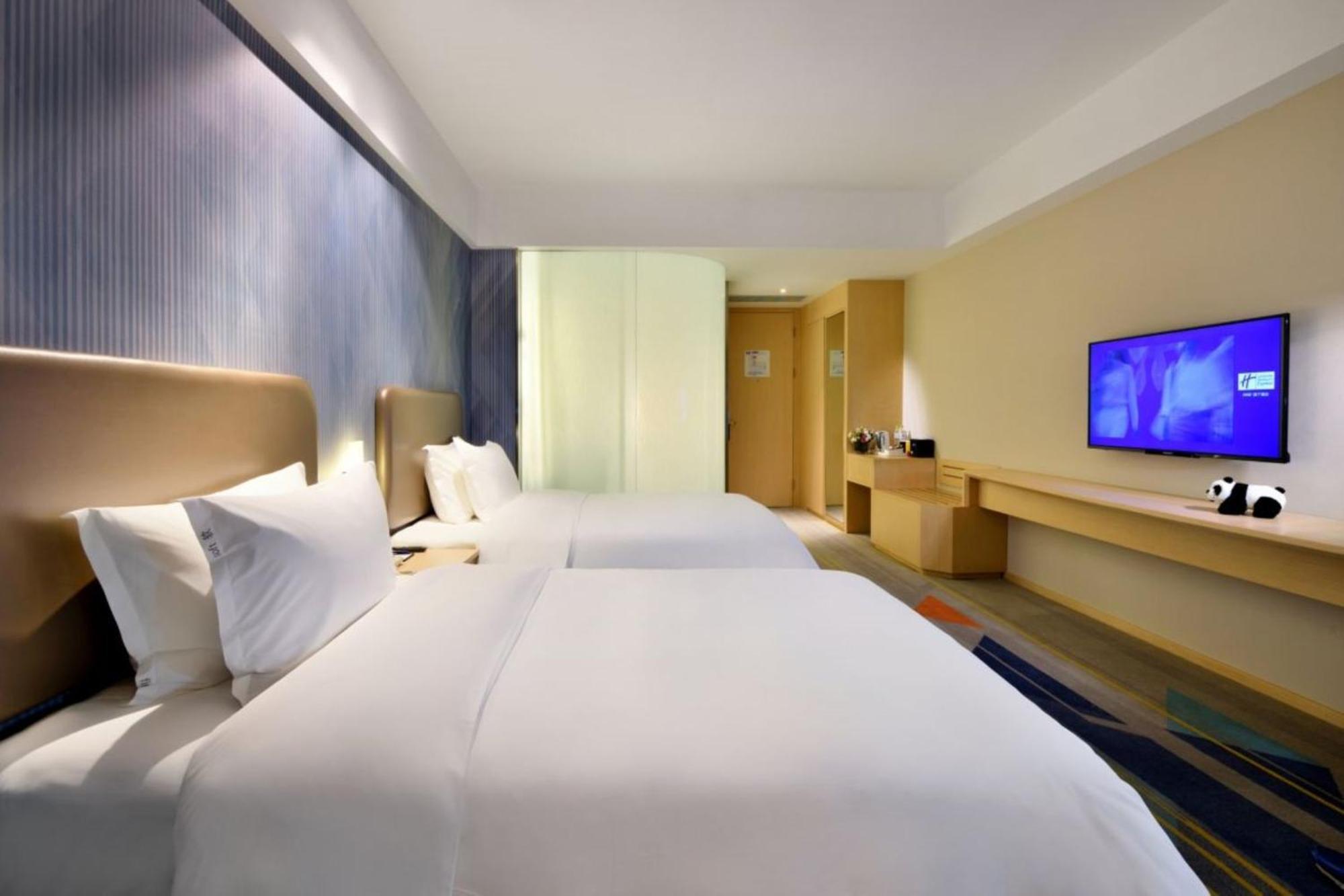 Holiday Inn Express Chengdu Tianhe By Ihg Pixian ภายนอก รูปภาพ